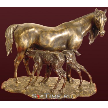Статуэтка Лошадь с 2-мя жеребятами из бронзы Vel 03-08-03-01100