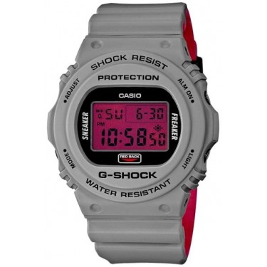 Мужские спортивные наручные часы Casio DW-5700SF-1E